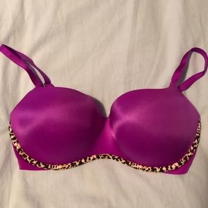 Victoria’s Secret Balconet Bra. 34DD
